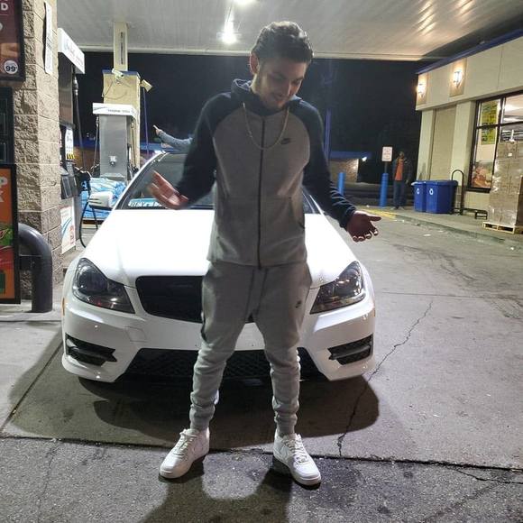 Meet your Posher, Wylee - Picture 1 of 1